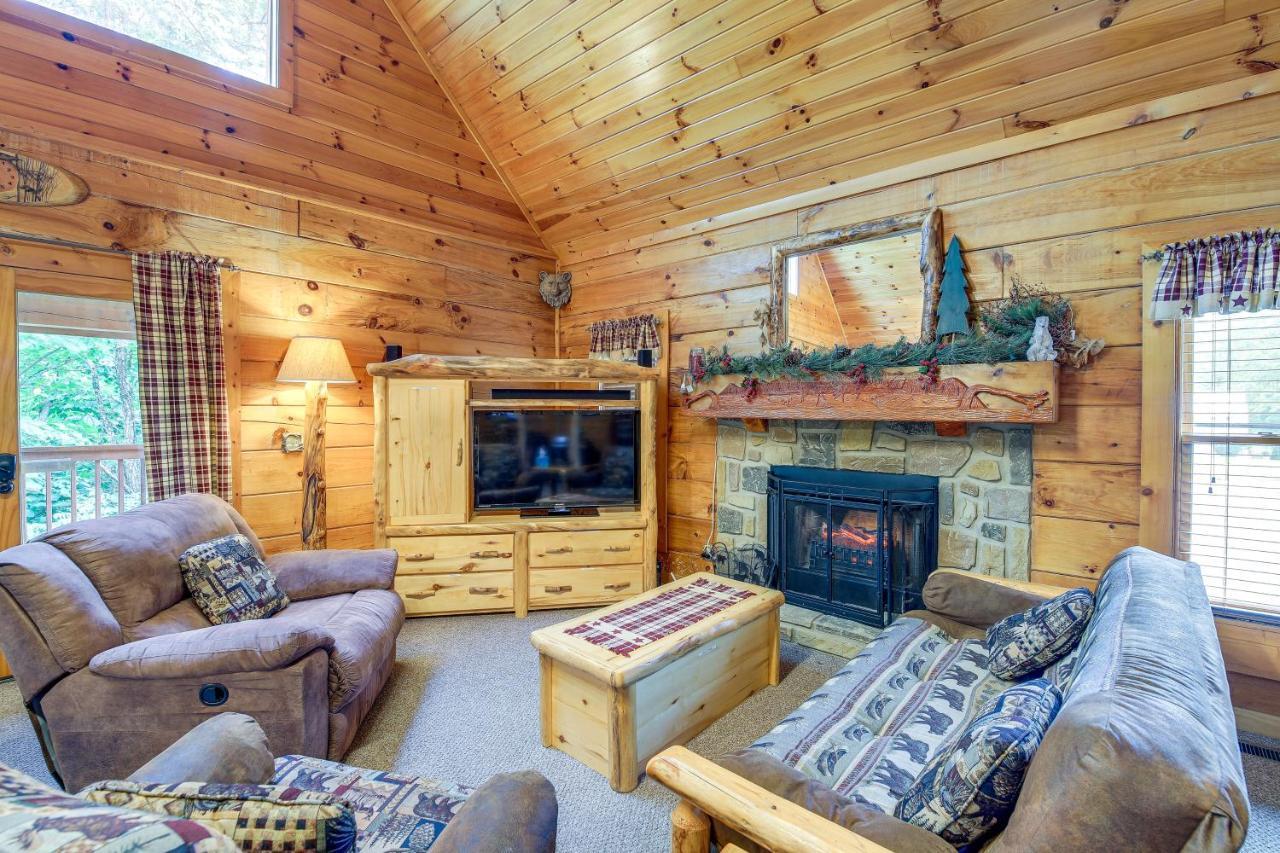 Sevierville Cabin With Wraparound Deck And Lake Access Экстерьер фото