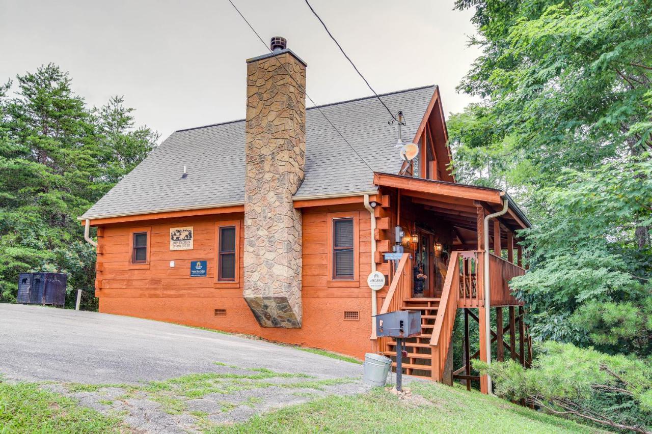 Sevierville Cabin With Wraparound Deck And Lake Access Экстерьер фото
