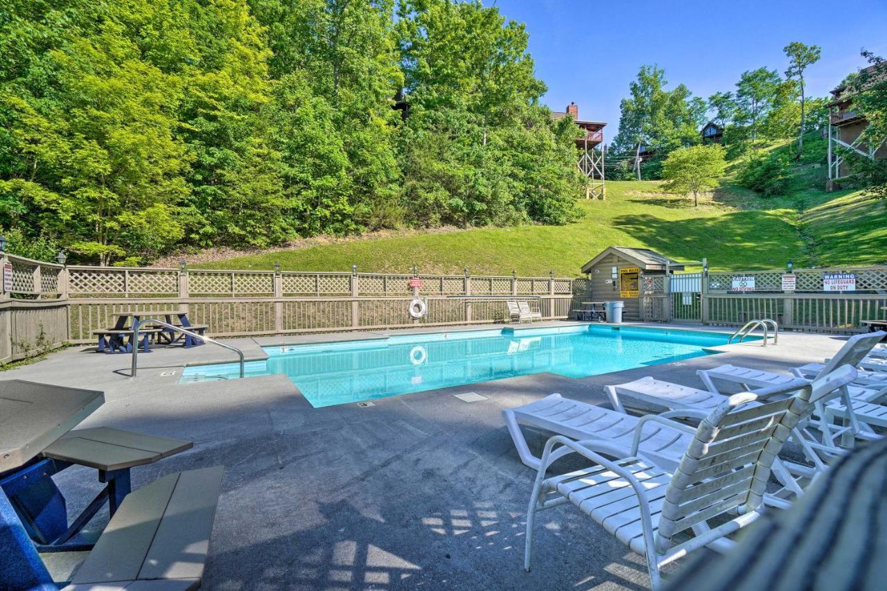 Sevierville Cabin With Wraparound Deck And Lake Access Экстерьер фото